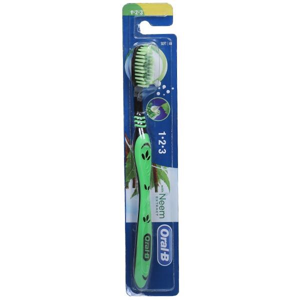 Oral B Fresh Clean Toothbrush Neem Extract